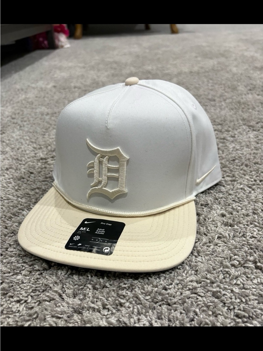 Brand New Detroit Tigers MLB snapback hat by Nike